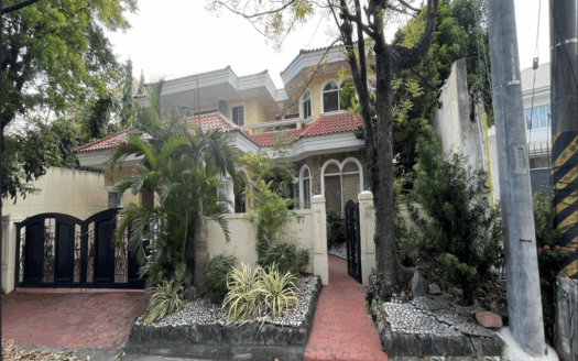 Alabang Hills Muntinlupa | 5BR Luxury House on 1,284 sqm Lot | ₱150M | DS88-003955