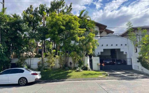Ayala Alabang Village | 4BR Luxury House for Sale in Muntinlupa | 444 sqm Lot