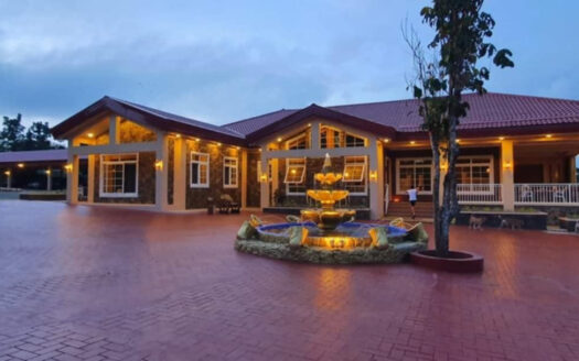 Tagaytay farm mansion