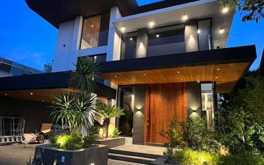 Alabang Hills Village 6BR House with Pool, Solar & CCTV | 420sqm Lot | ₱98M