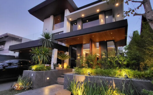 Alabang Hills Village 6BR House with Pool, Solar & CCTV | 420sqm Lot | ₱98M